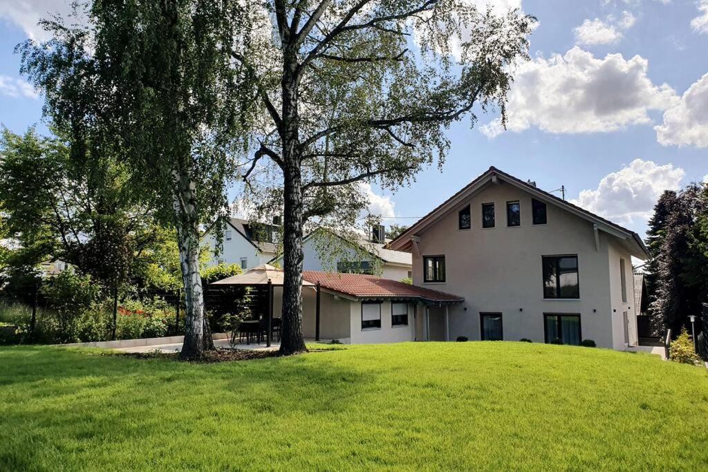 BlumenRaum - Ferienwohnung In Karlsruhe Eksteriør bilde